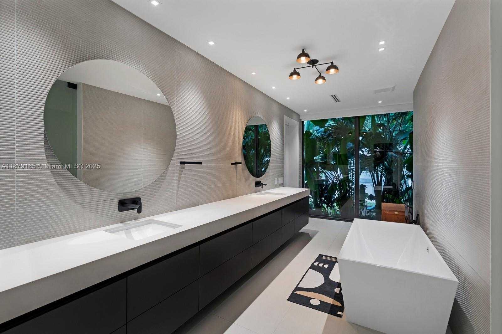 Small Image of 3651 SAINT GAUDENS RD, Coconut Grove Number 28
