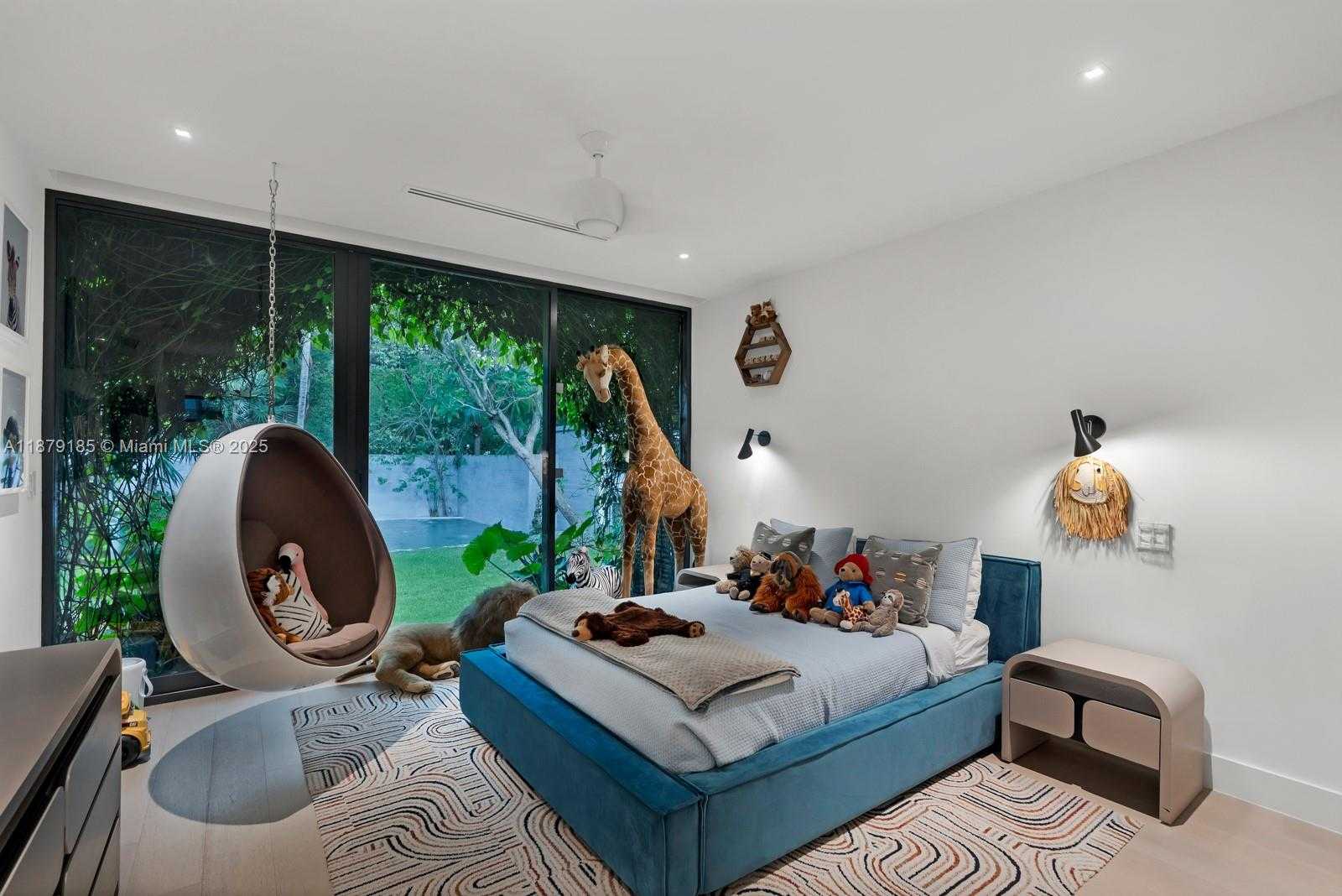 Small Image of 3651 SAINT GAUDENS RD, Coconut Grove Number 33