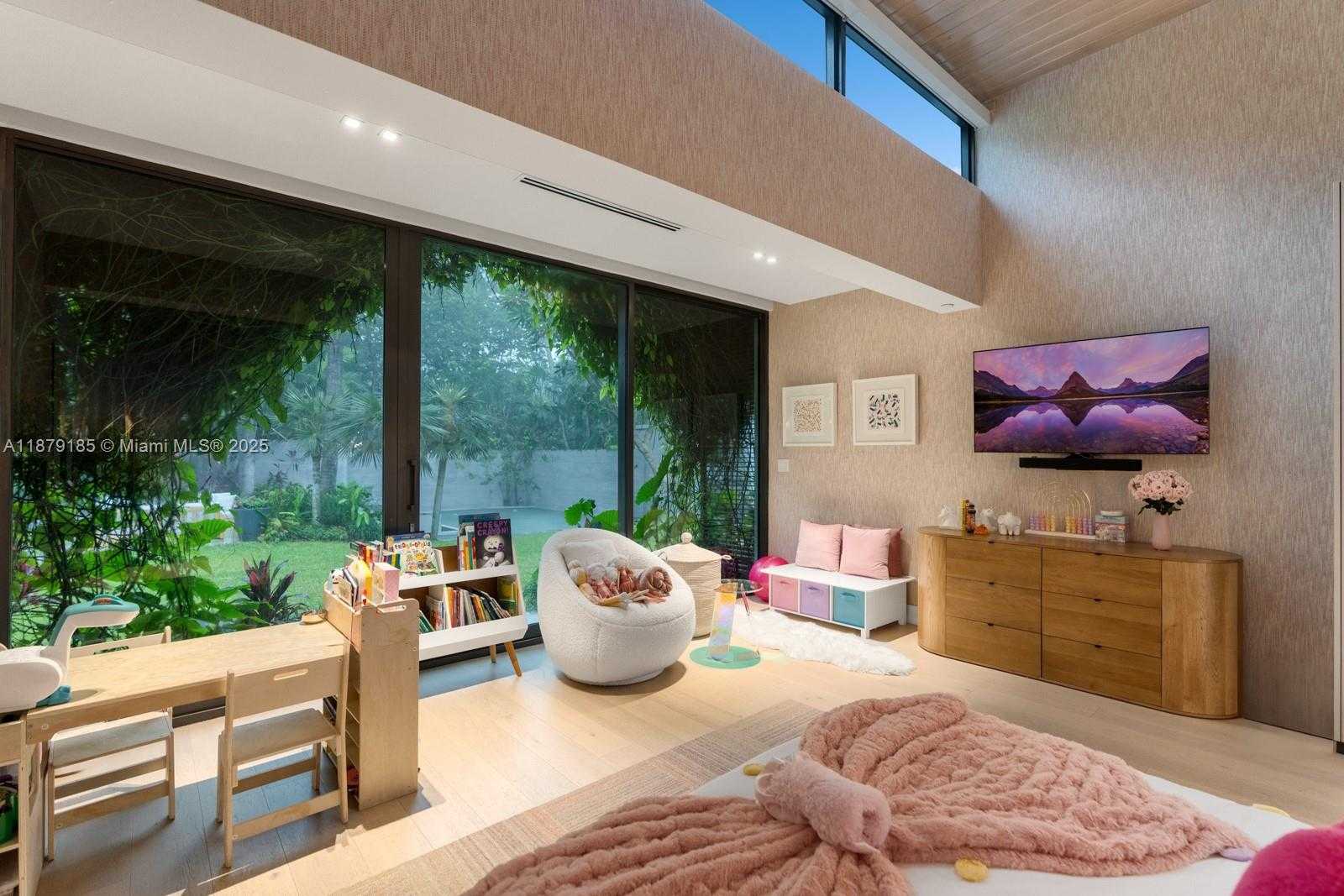 Small Image of 3651 SAINT GAUDENS RD, Coconut Grove Number 37