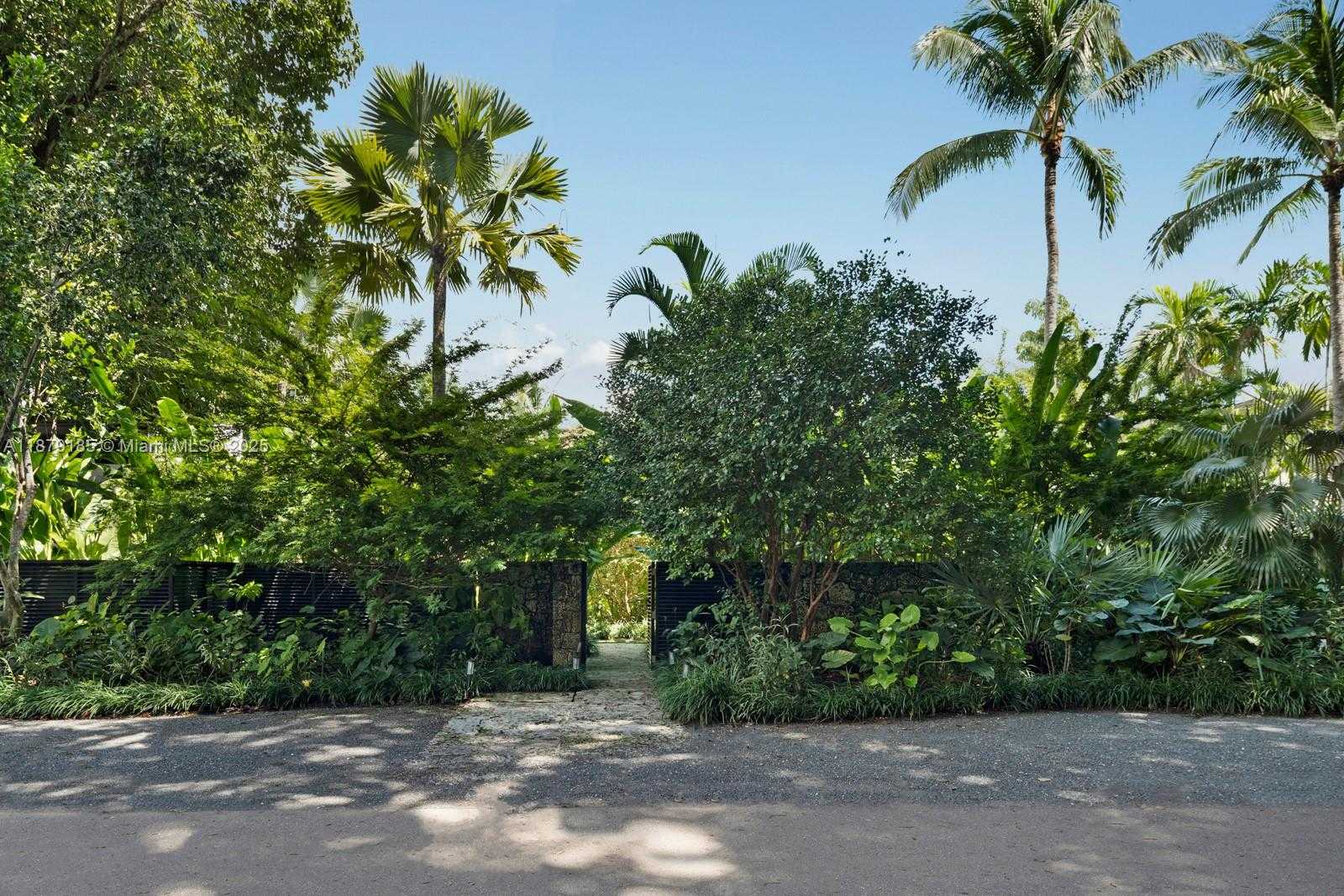Small Image of 3651 SAINT GAUDENS RD, Coconut Grove Number 51