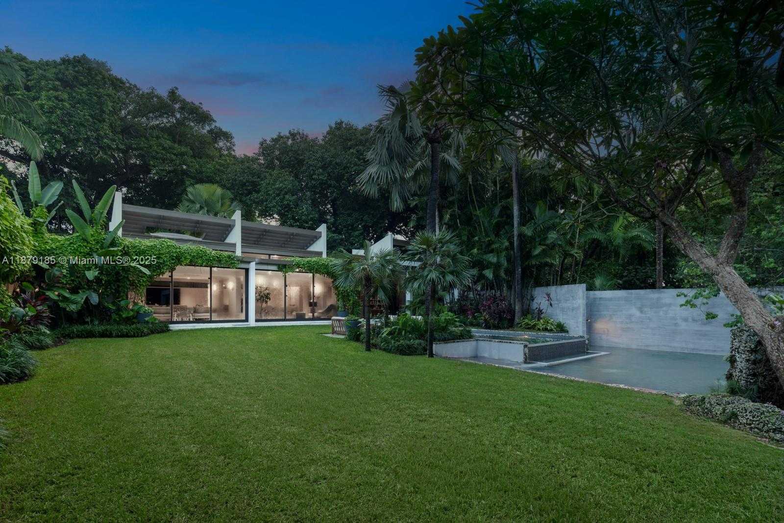 Small Image of 3651 SAINT GAUDENS RD, Coconut Grove Number 55