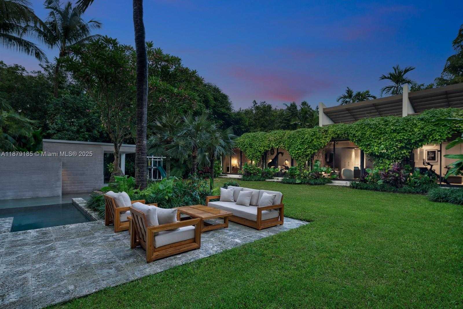 Small Image of 3651 SAINT GAUDENS RD, Coconut Grove Number 56