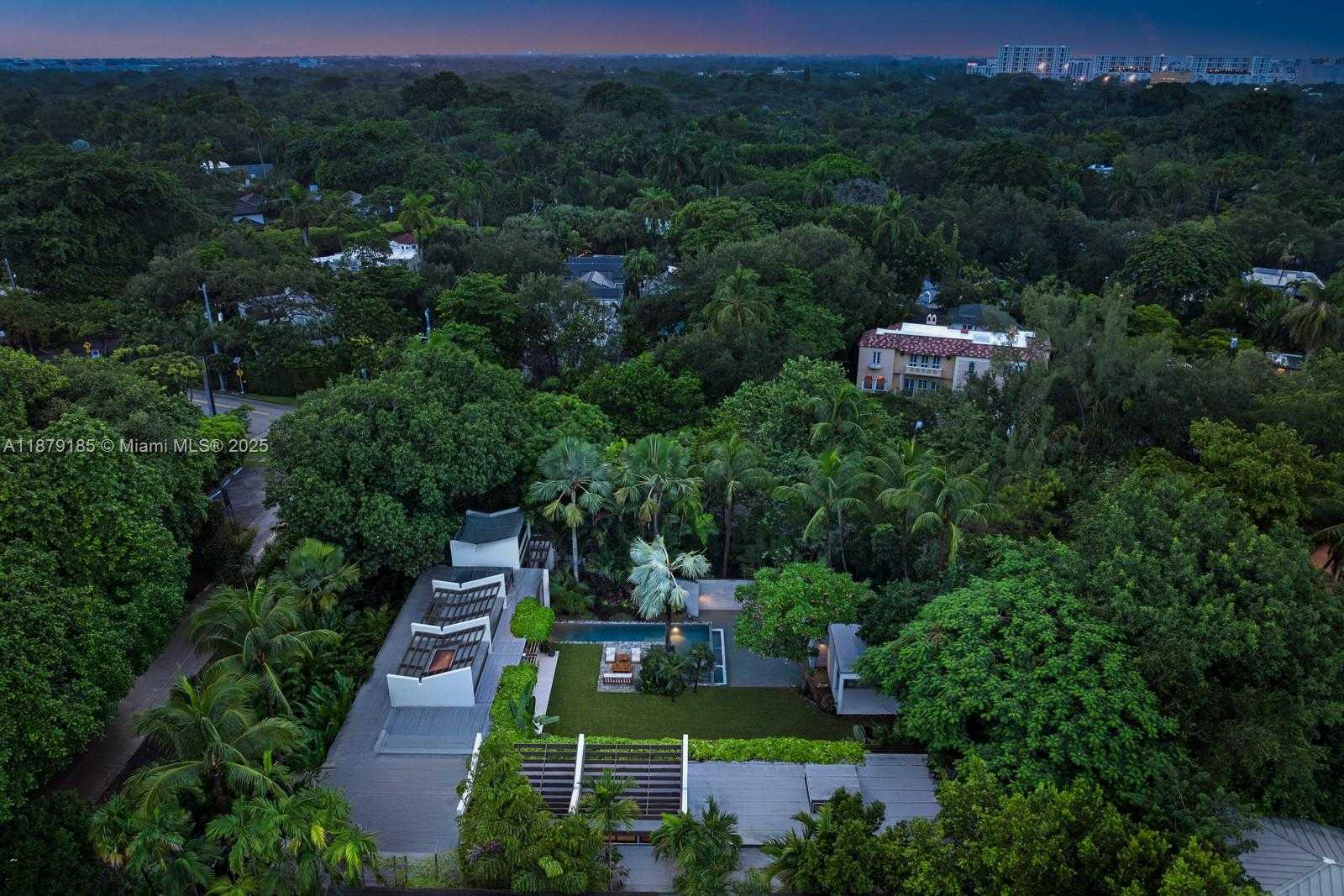 Small Image of 3651 SAINT GAUDENS RD, Coconut Grove Number 60