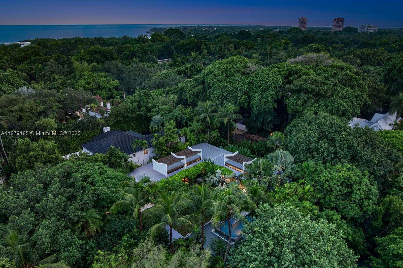 Small Image of 3651 SAINT GAUDENS RD, Coconut Grove Number 62