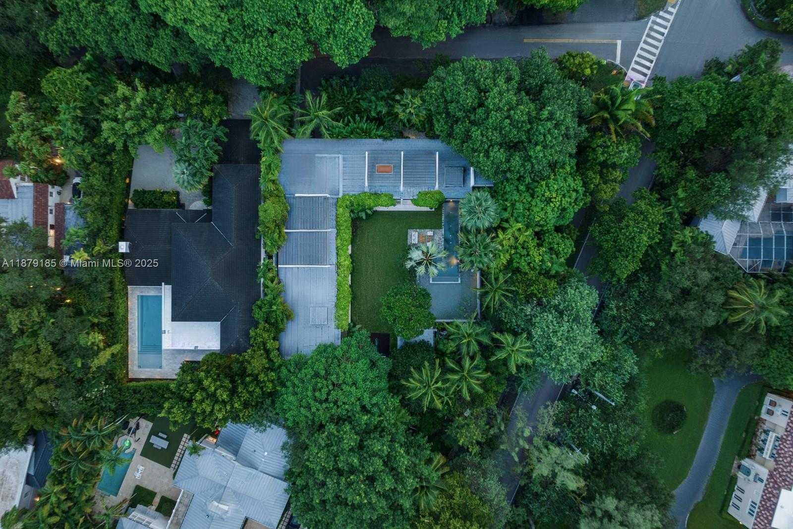 Small Image of 3651 SAINT GAUDENS RD, Coconut Grove Number 64