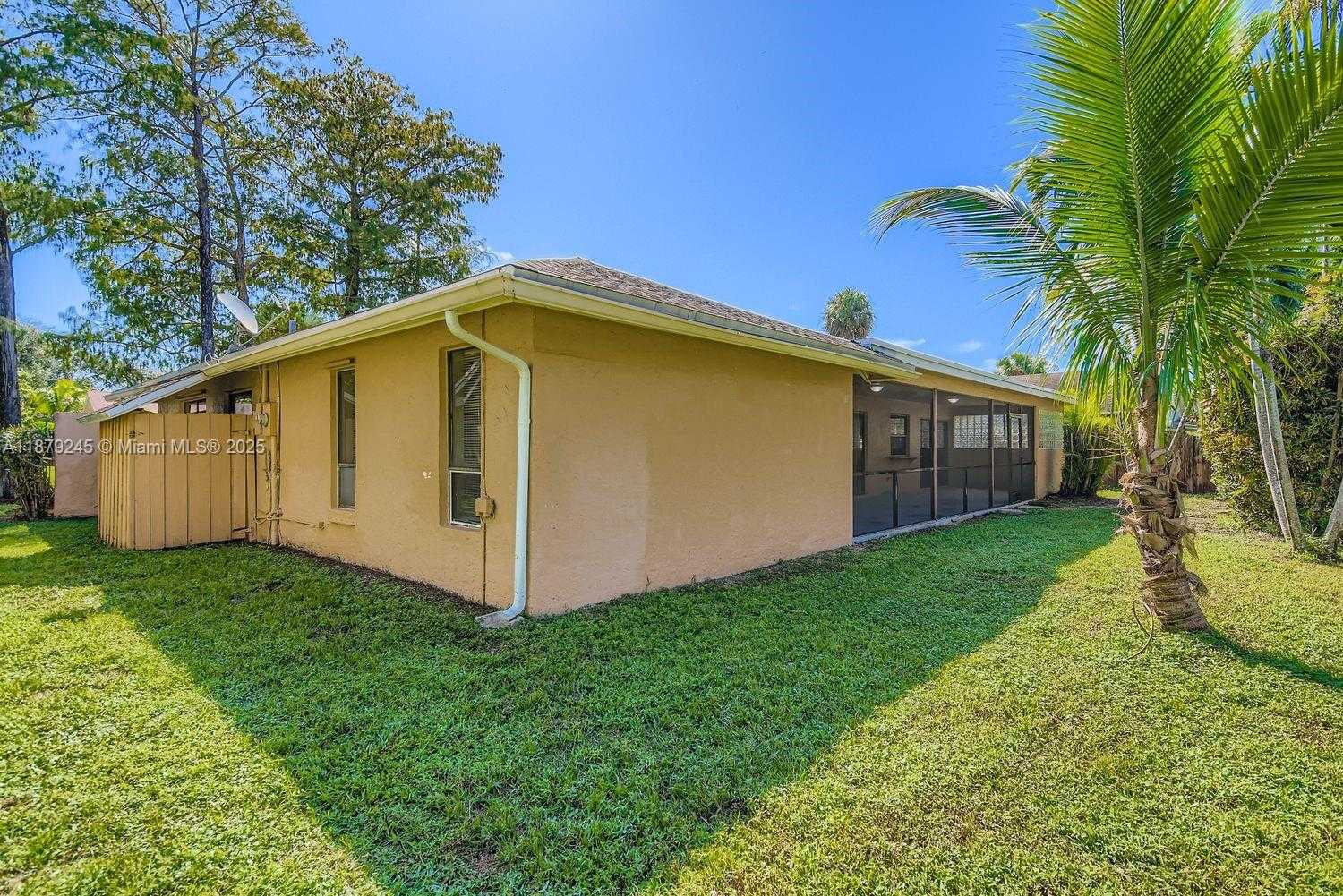 Small Image of 7008 NORTH WEST 49TH CT, Lauderhill Number 28