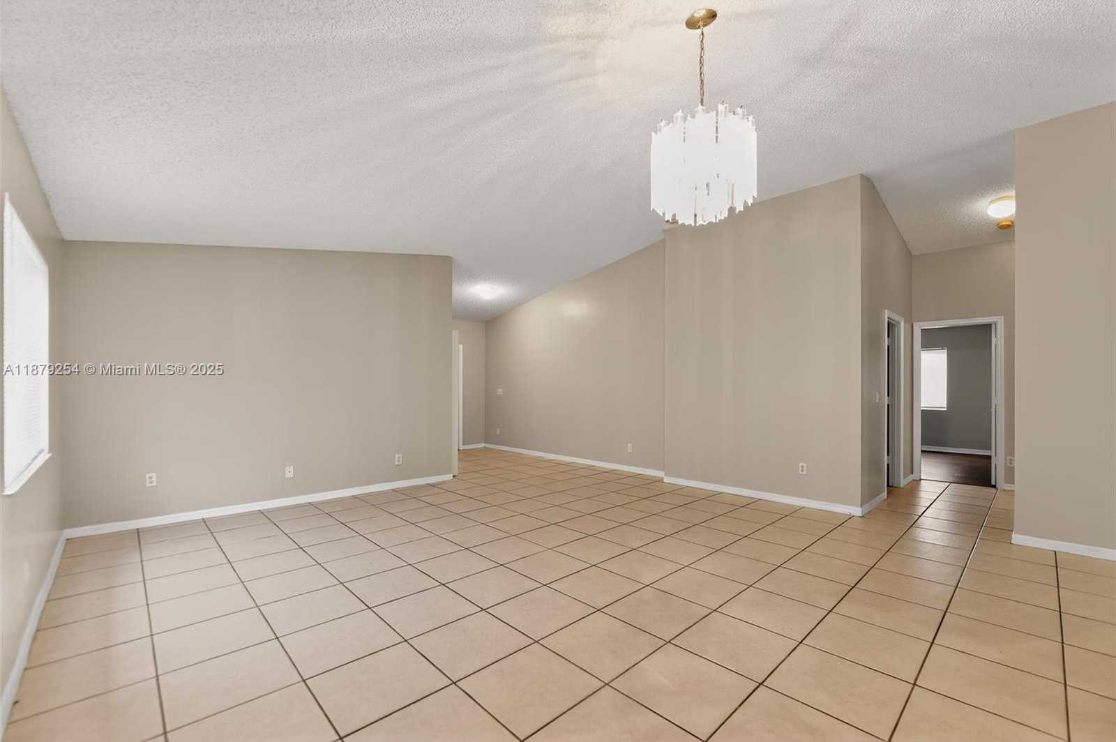 Small Image of 10471 SOUTH WEST 24TH CT, Miramar Number 13