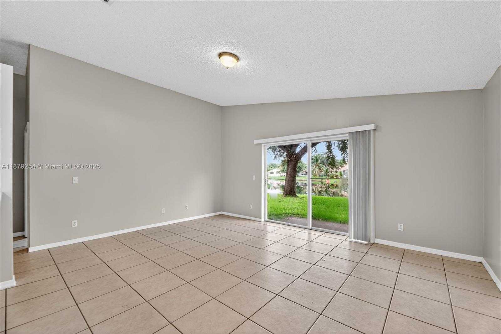 Small Image of 10471 SOUTH WEST 24TH CT, Miramar Number 15