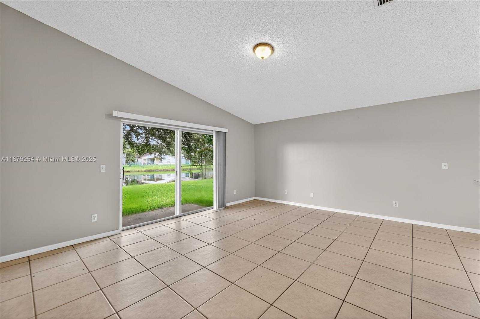 Small Image of 10471 SOUTH WEST 24TH CT, Miramar Number 16
