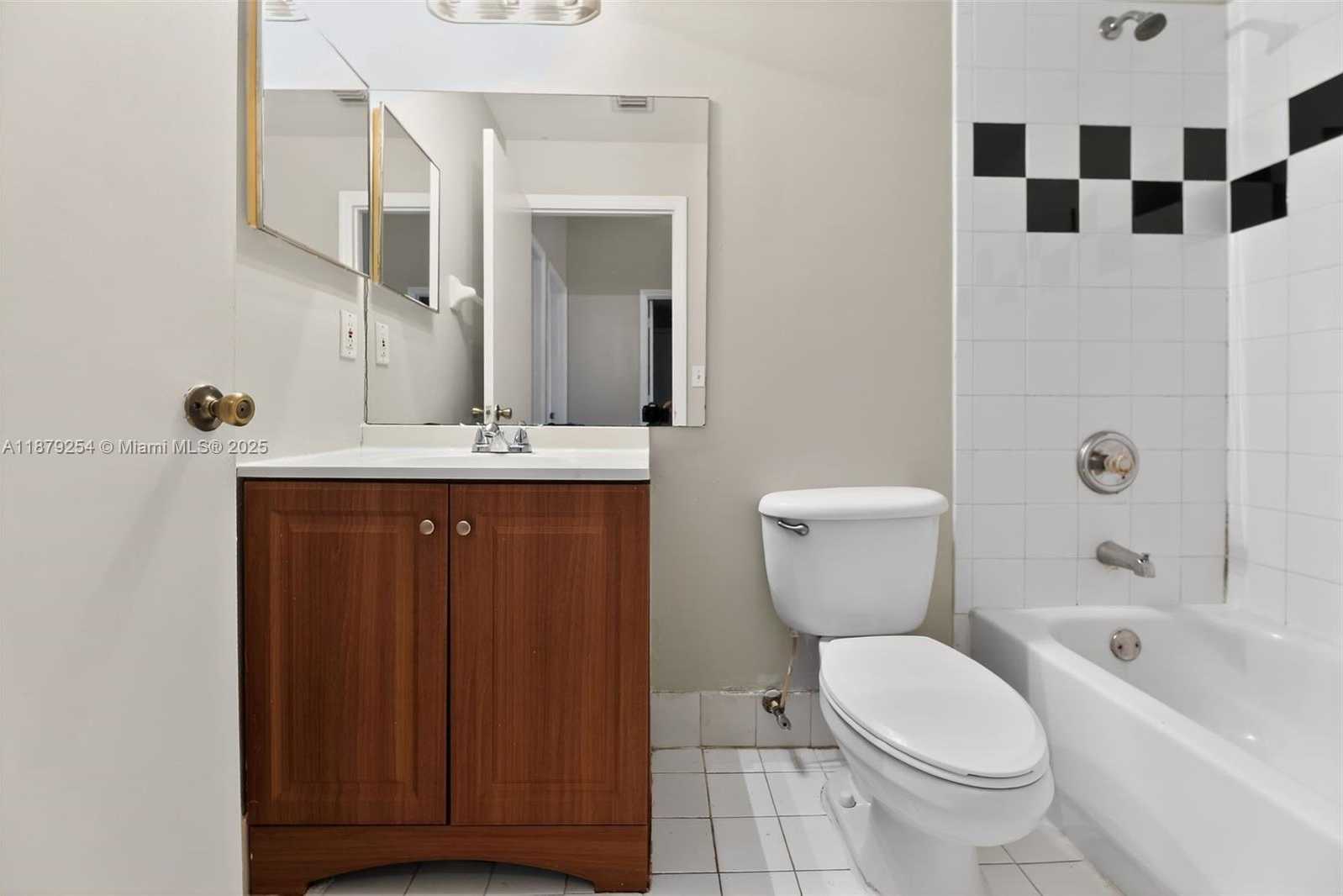 Small Image of 10471 SOUTH WEST 24TH CT, Miramar Number 33