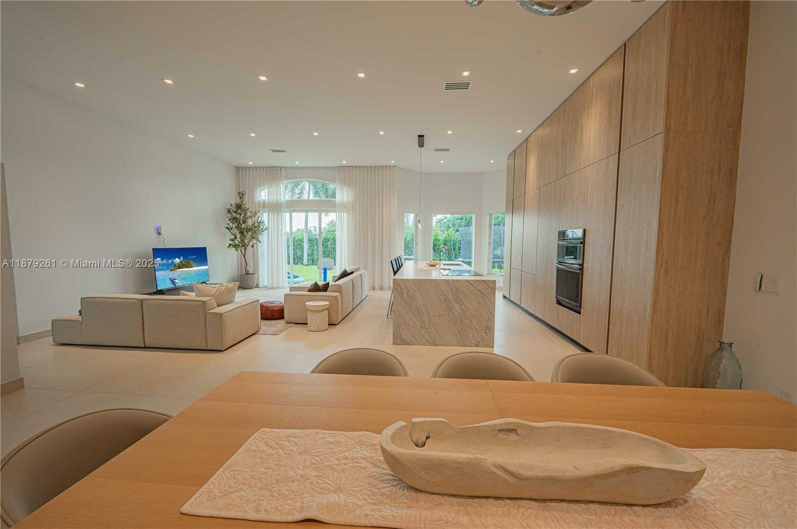 Small Image of 3234 SOUTH WEST 53RD CT, Hollywood Number 15