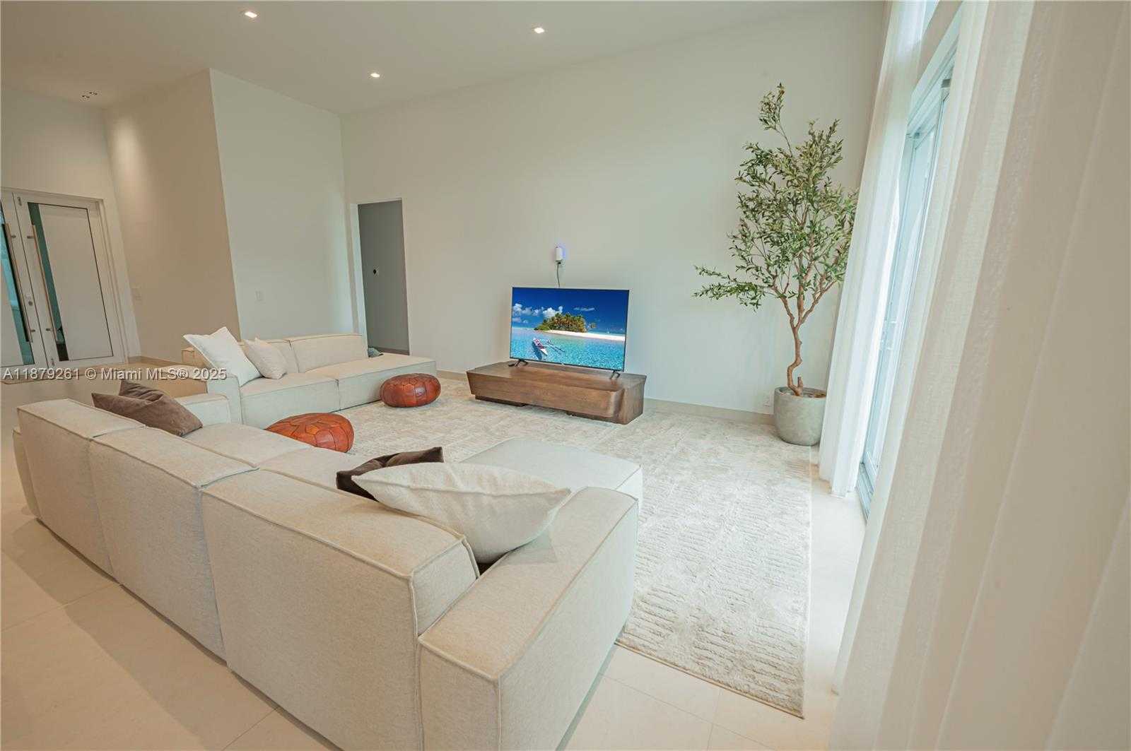 Small Image of 3234 SOUTH WEST 53RD CT, Hollywood Number 20