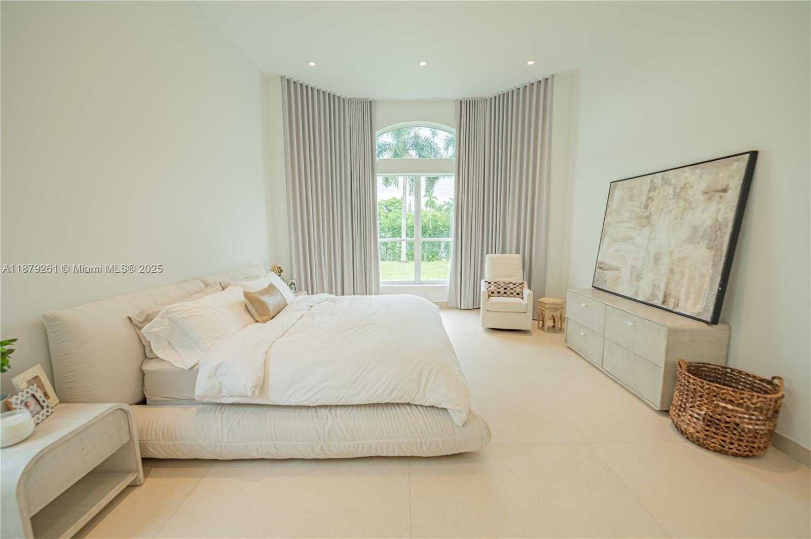 Small Image of 3234 SOUTH WEST 53RD CT, Hollywood Number 24