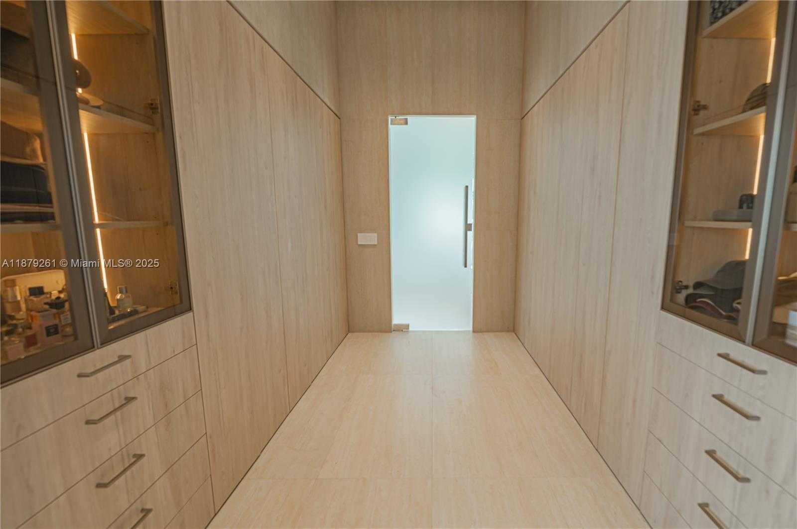 Small Image of 3234 SOUTH WEST 53RD CT, Hollywood Number 29