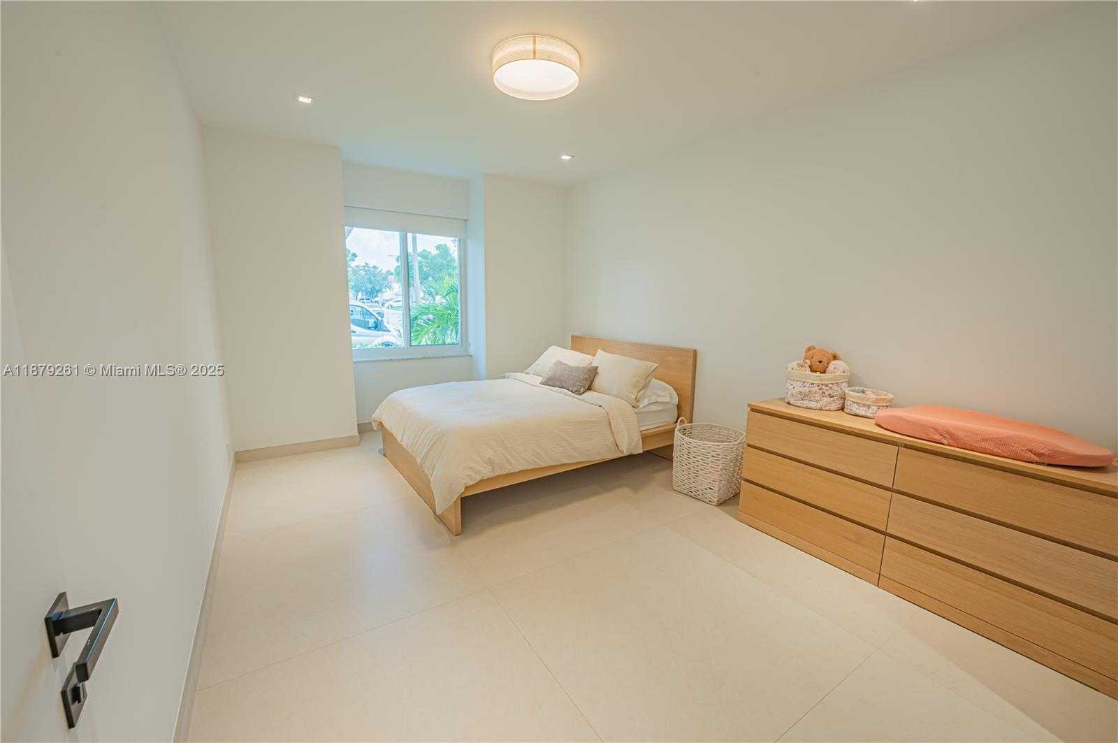 Small Image of 3234 SOUTH WEST 53RD CT, Hollywood Number 34