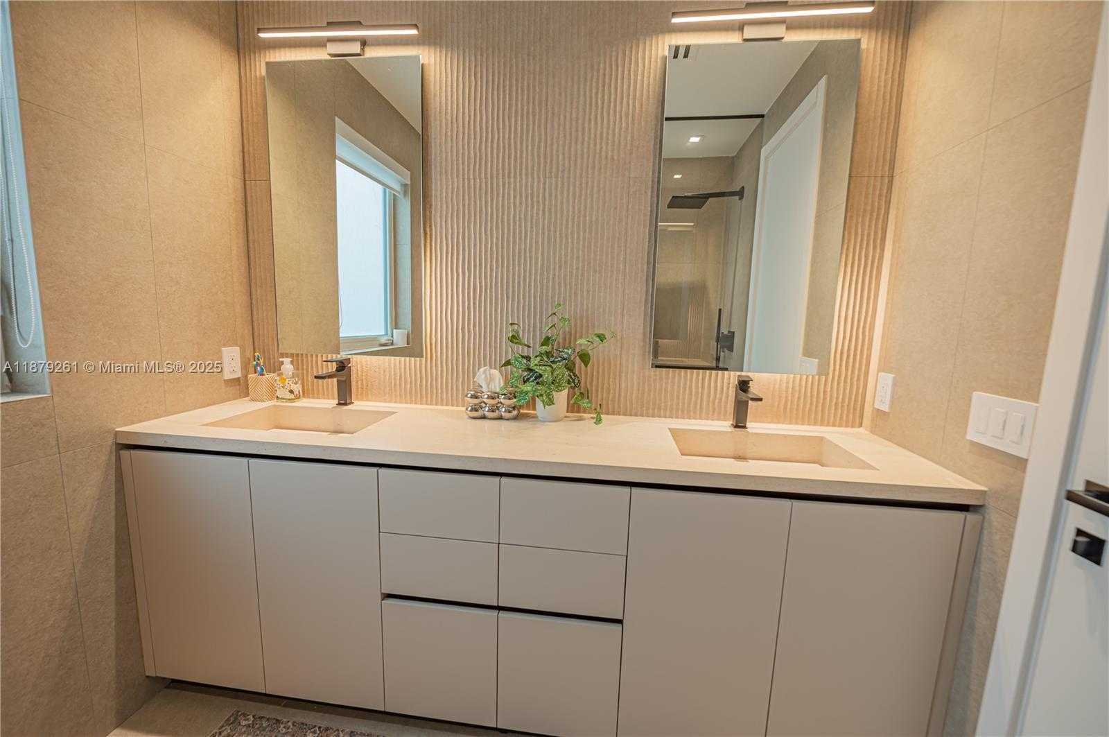 Small Image of 3234 SOUTH WEST 53RD CT, Hollywood Number 40