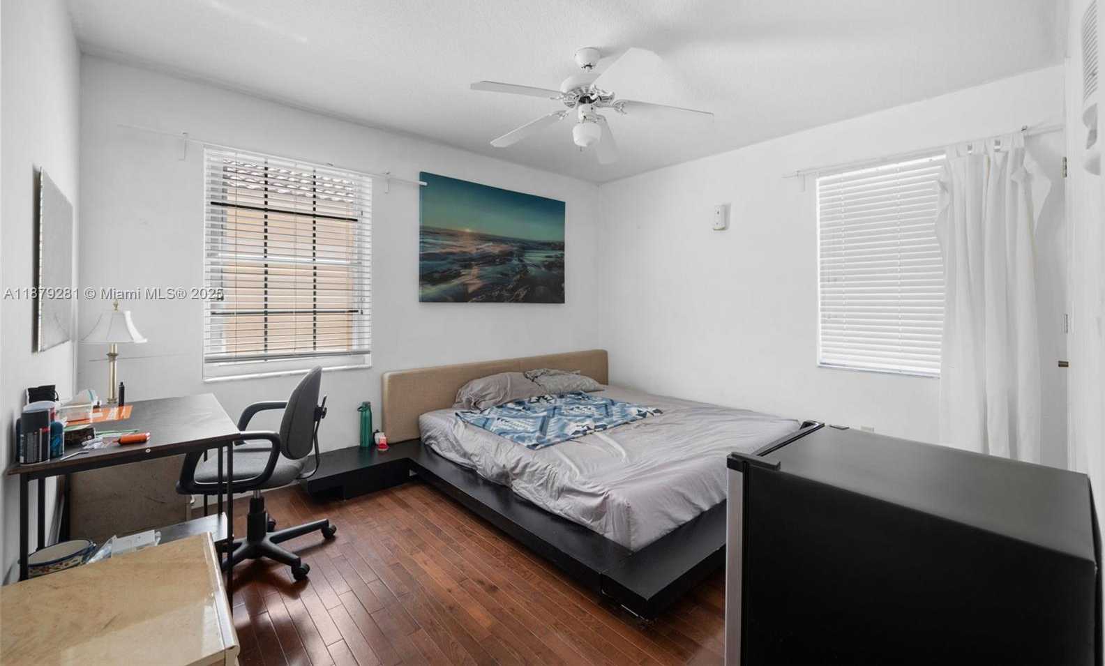 Small Image of 1251 JOHNSON CT, Hollywood Number 17