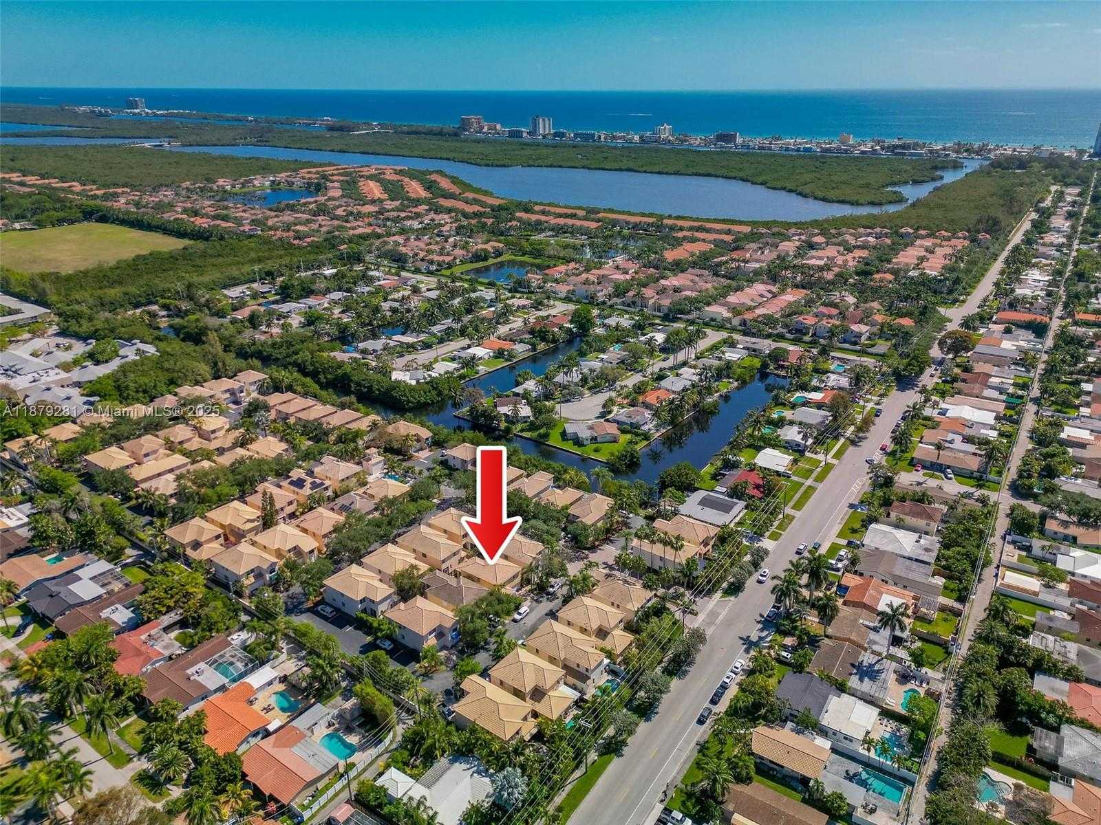 Small Image of 1251 JOHNSON CT, Hollywood Number 33