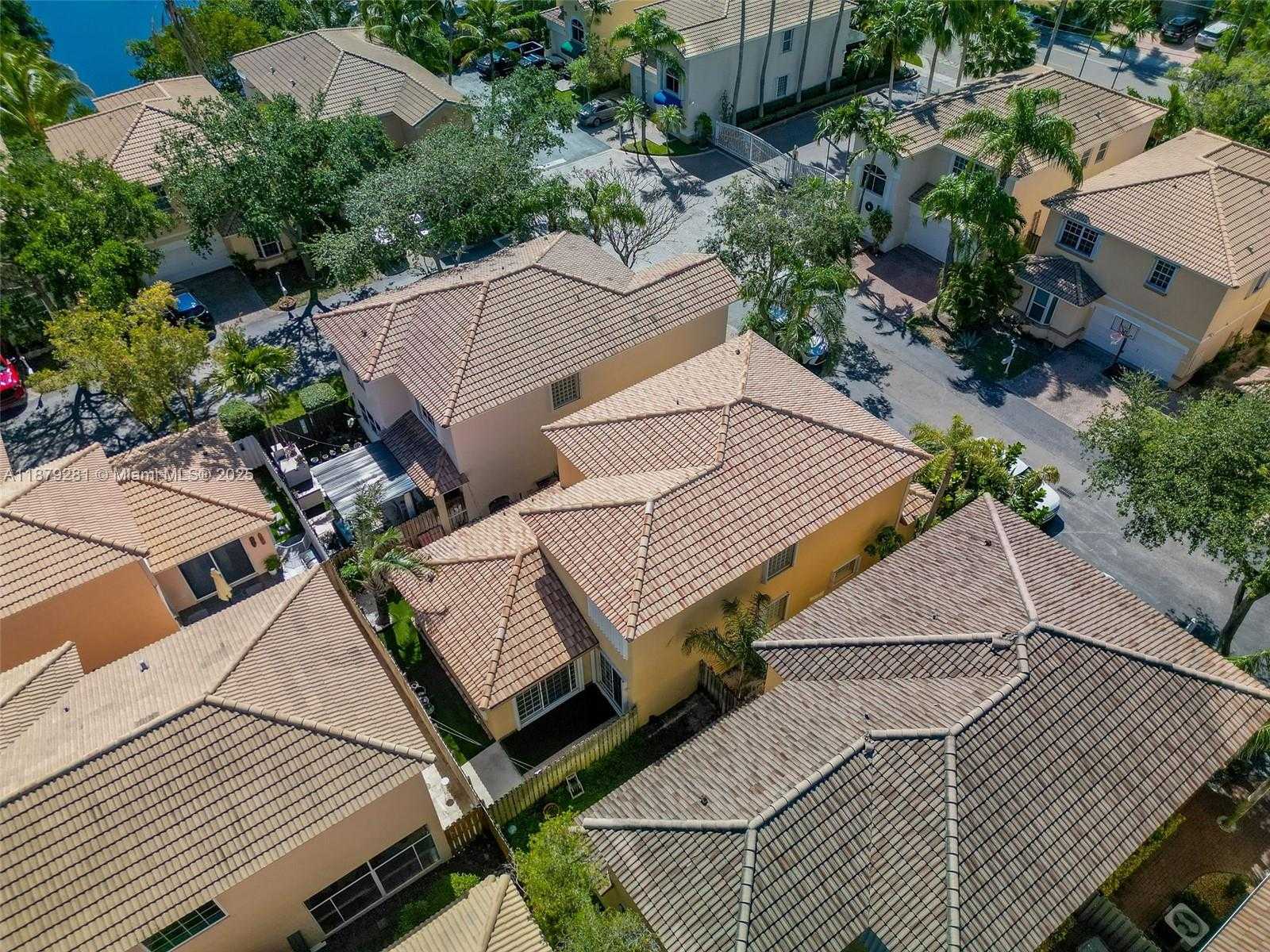 Small Image of 1251 JOHNSON CT, Hollywood Number 38