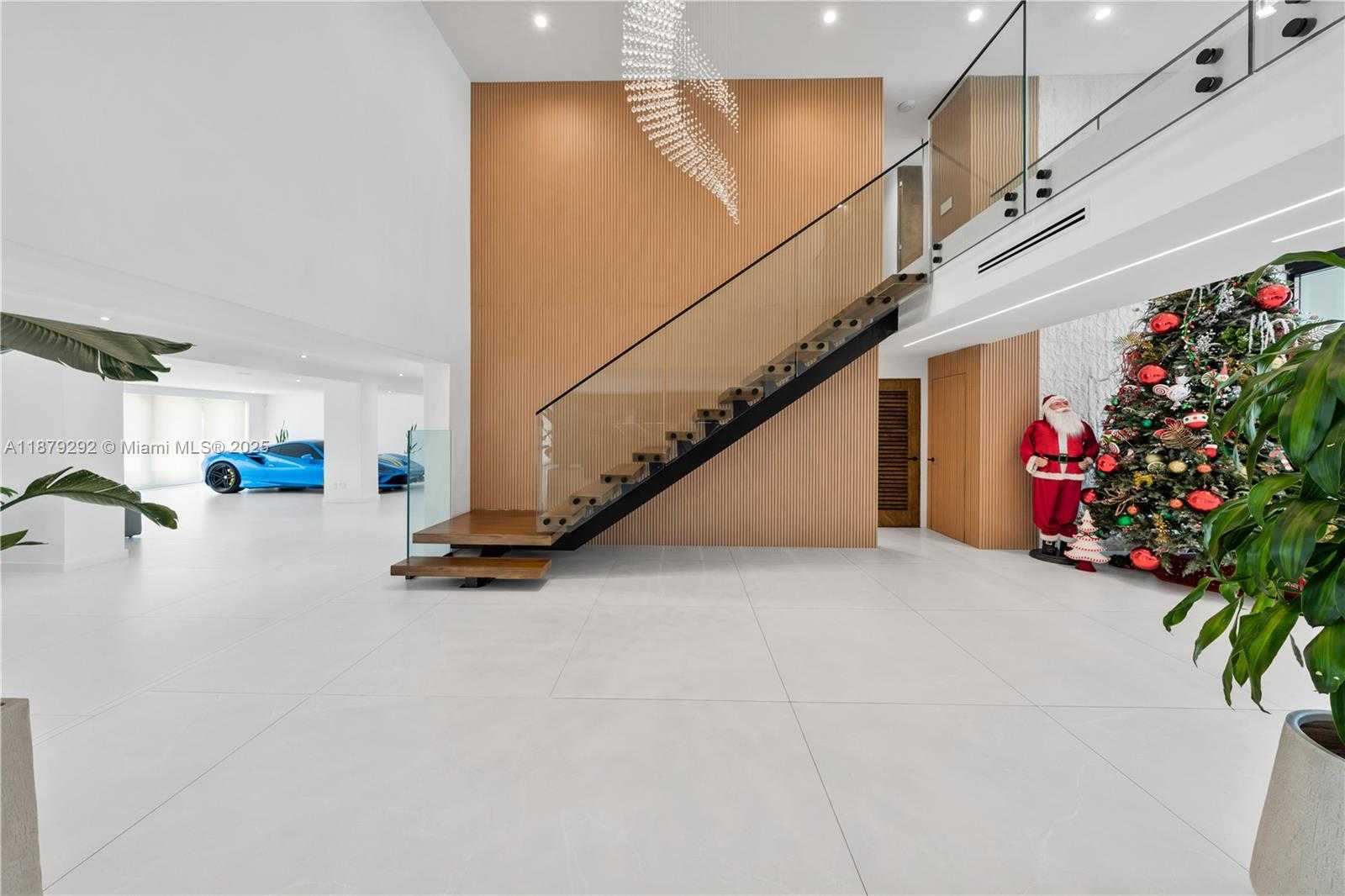 Small Image of 150 NORTH WEST 123RD AVE, Miami Number 14
