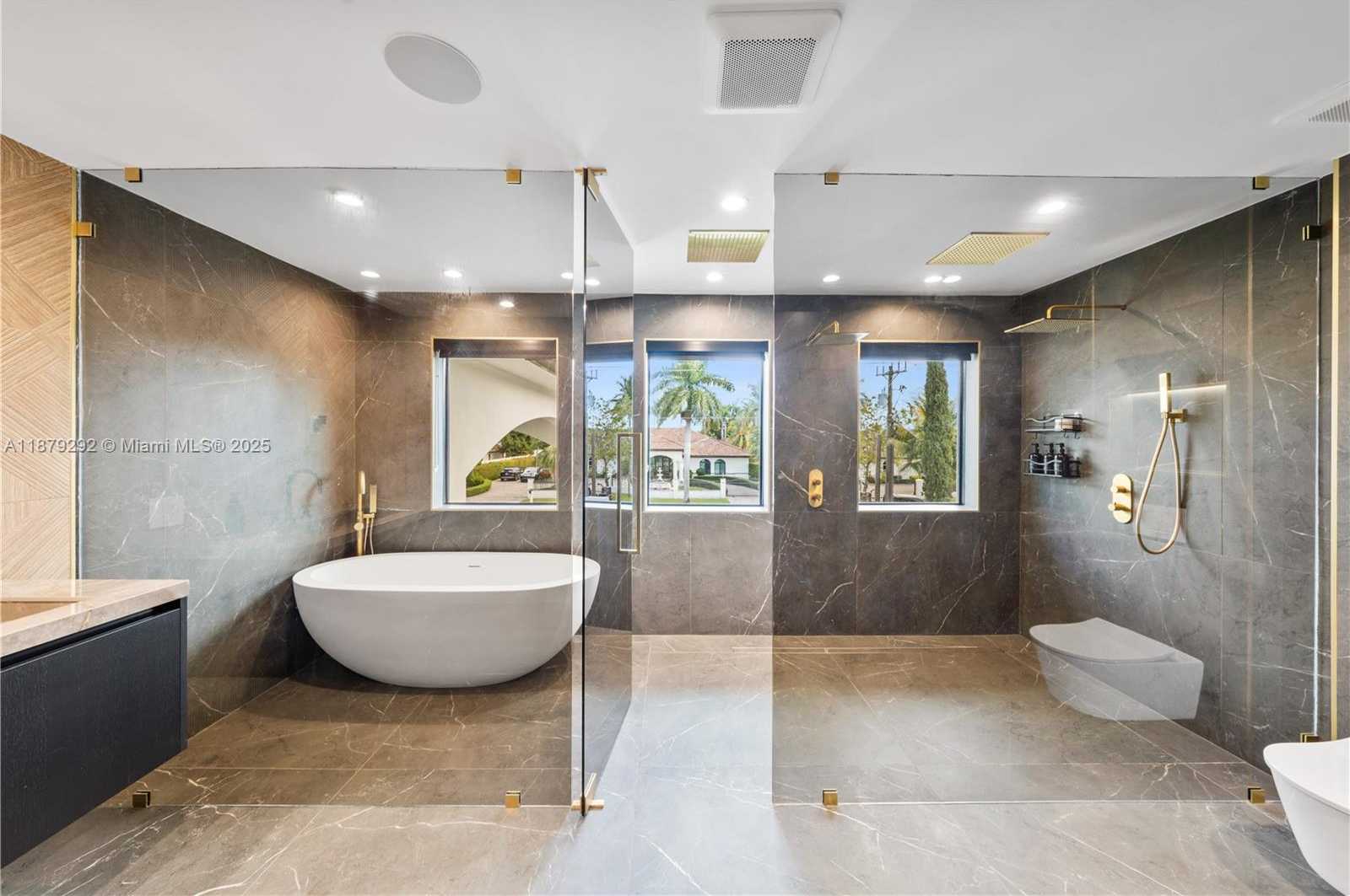Small Image of 150 NORTH WEST 123RD AVE, Miami Number 16