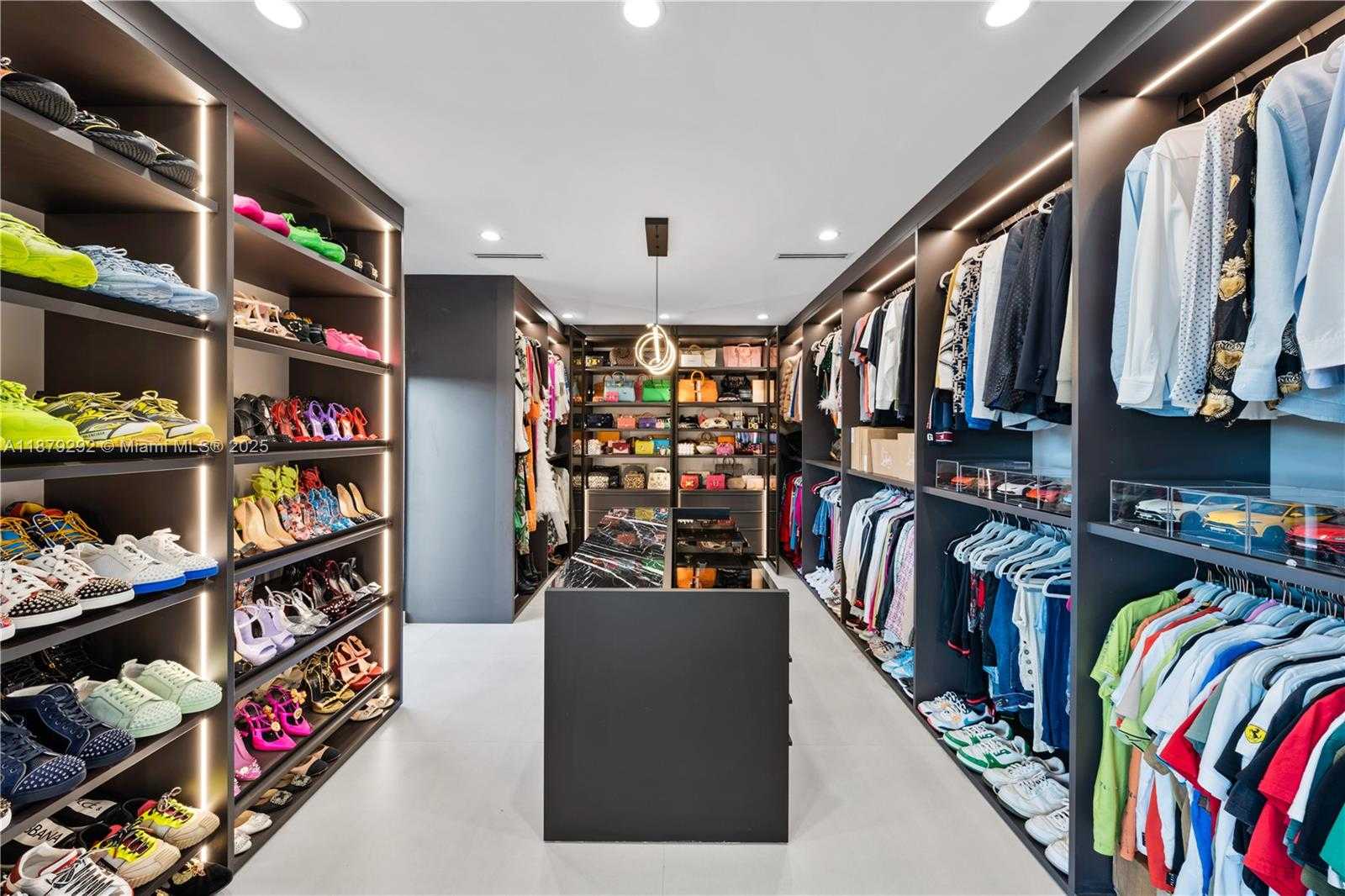 Small Image of 150 NORTH WEST 123RD AVE, Miami Number 21