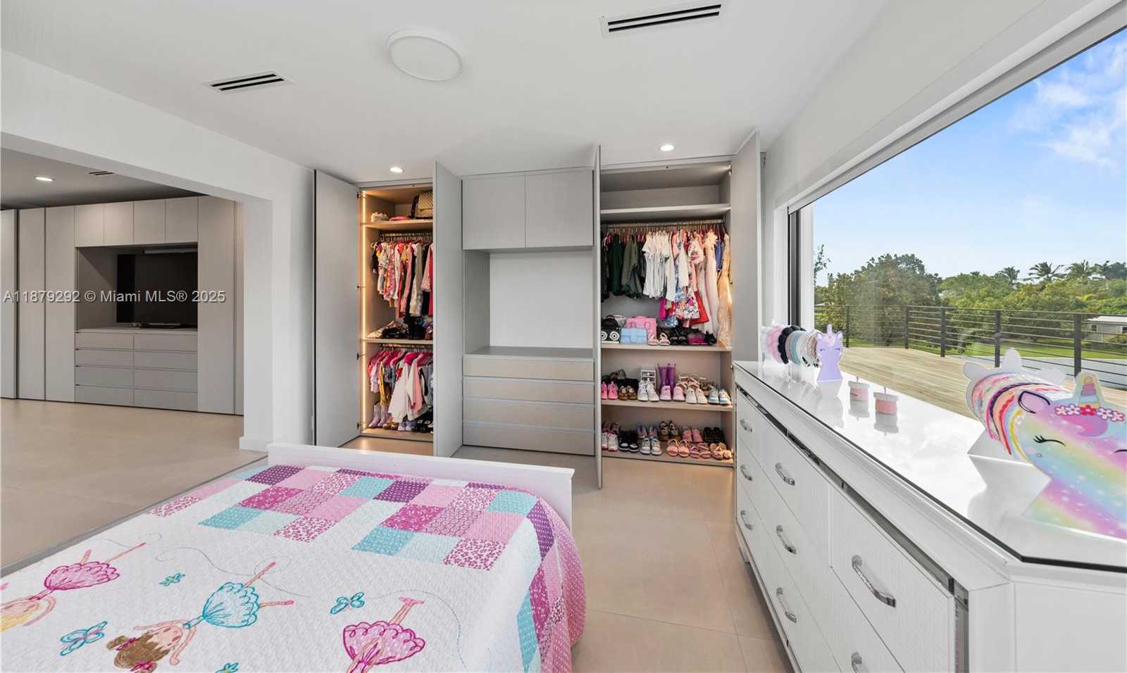 Small Image of 150 NORTH WEST 123RD AVE, Miami Number 25
