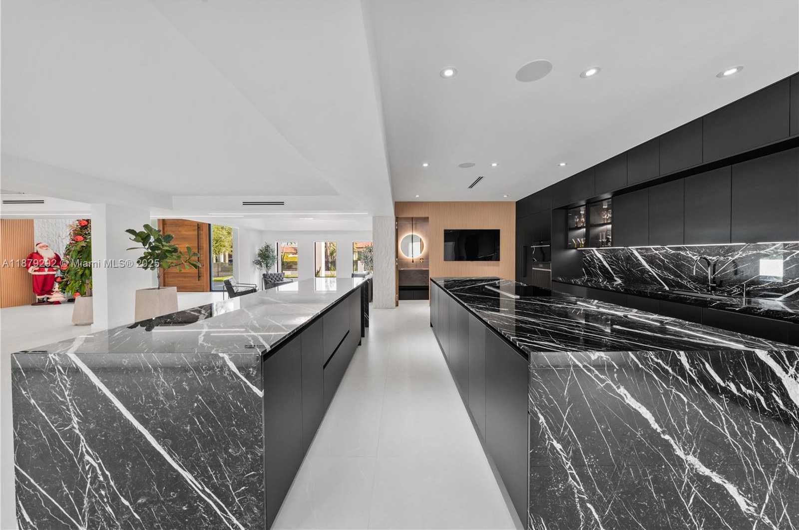 Small Image of 150 NORTH WEST 123RD AVE, Miami Number 9