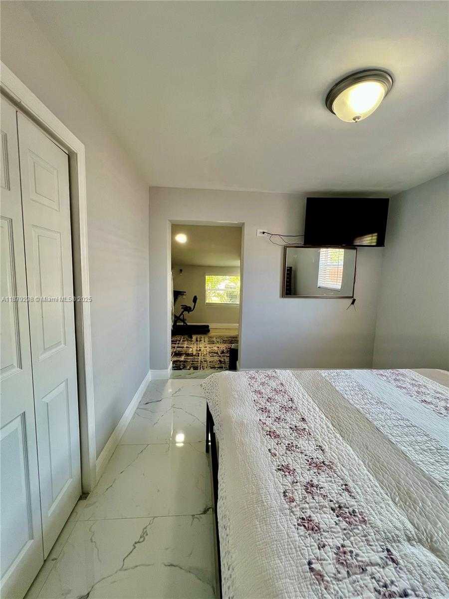 Small Image of 6120 SOUTH WEST 15TH CT, North Lauderdale Number 14