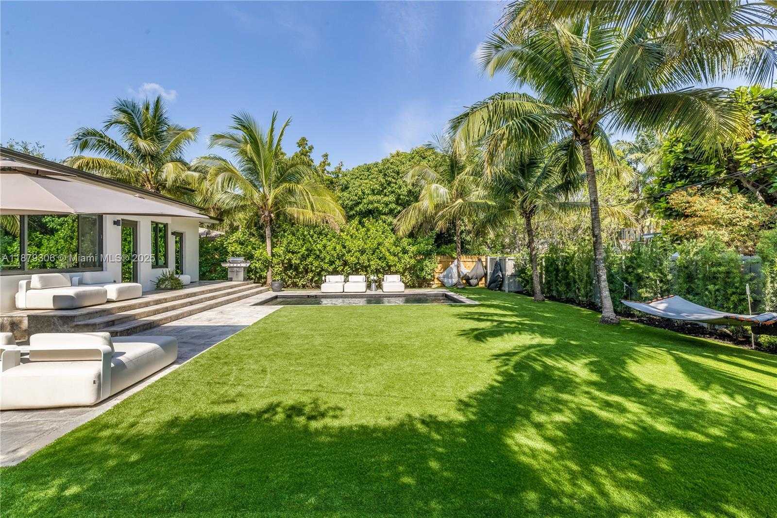 Small Image of 373 NORTH EAST 104TH ST, Miami Shores Number 16