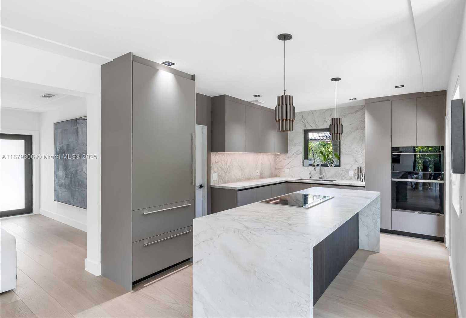 Small Image of 373 NORTH EAST 104TH ST, Miami Shores Number 4