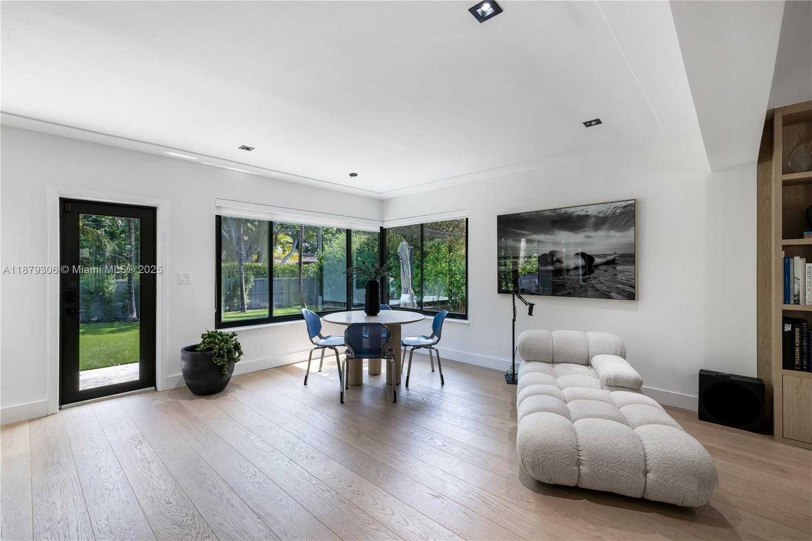 Small Image of 373 NORTH EAST 104TH ST, Miami Shores Number 8