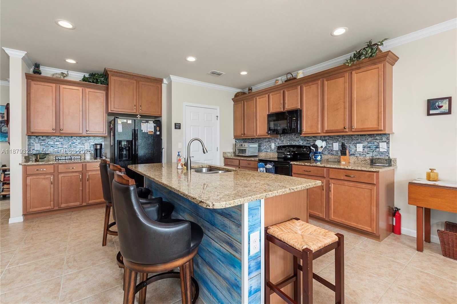 Small Image of 3055 APPLE BLOSSOM DR, Other City - In The State Of Florida Number 12