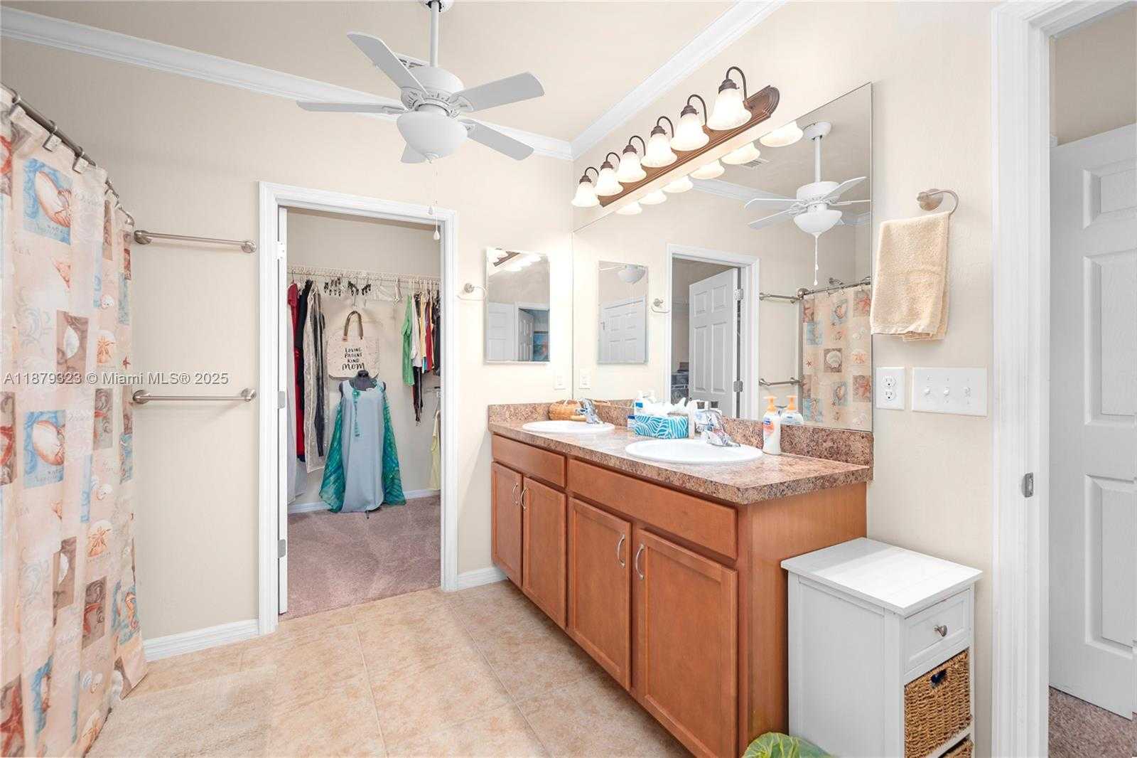 Small Image of 3055 APPLE BLOSSOM DR, Other City - In The State Of Florida Number 16