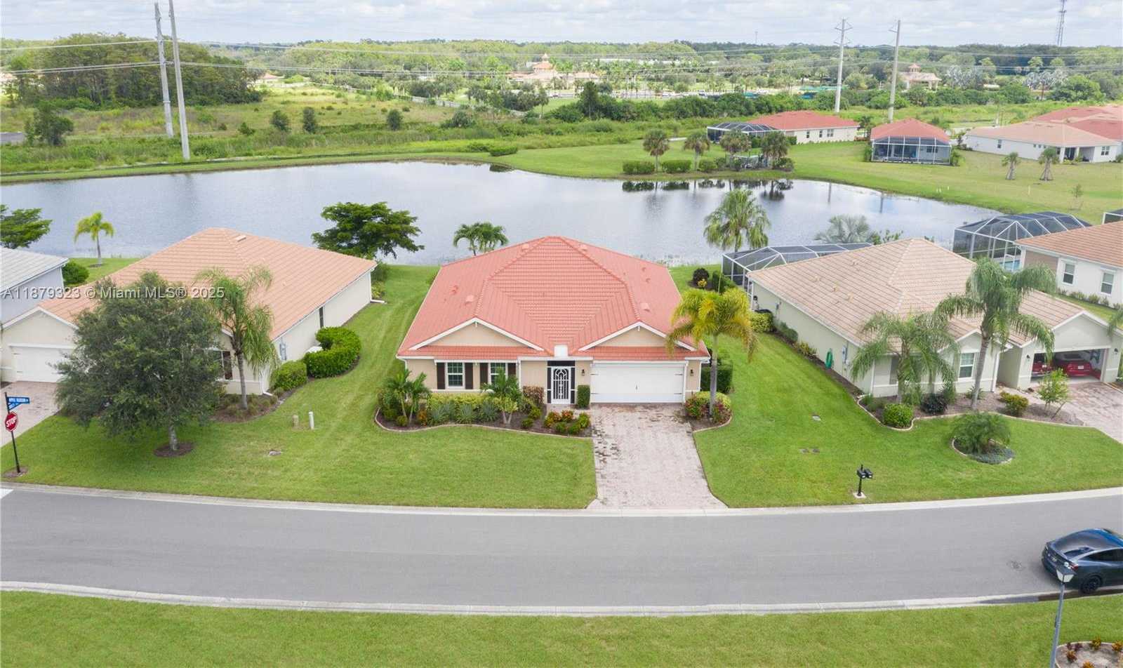 Small Image of 3055 APPLE BLOSSOM DR, Other City - In The State Of Florida Number 26
