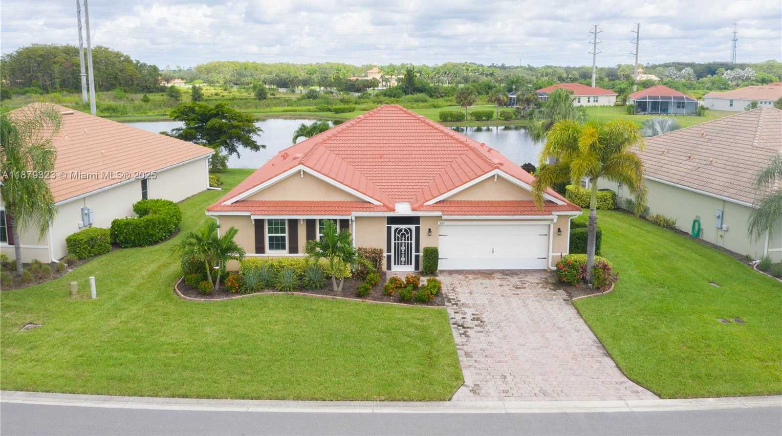 Small Image of 3055 APPLE BLOSSOM DR, Other City - In The State Of Florida Number 3