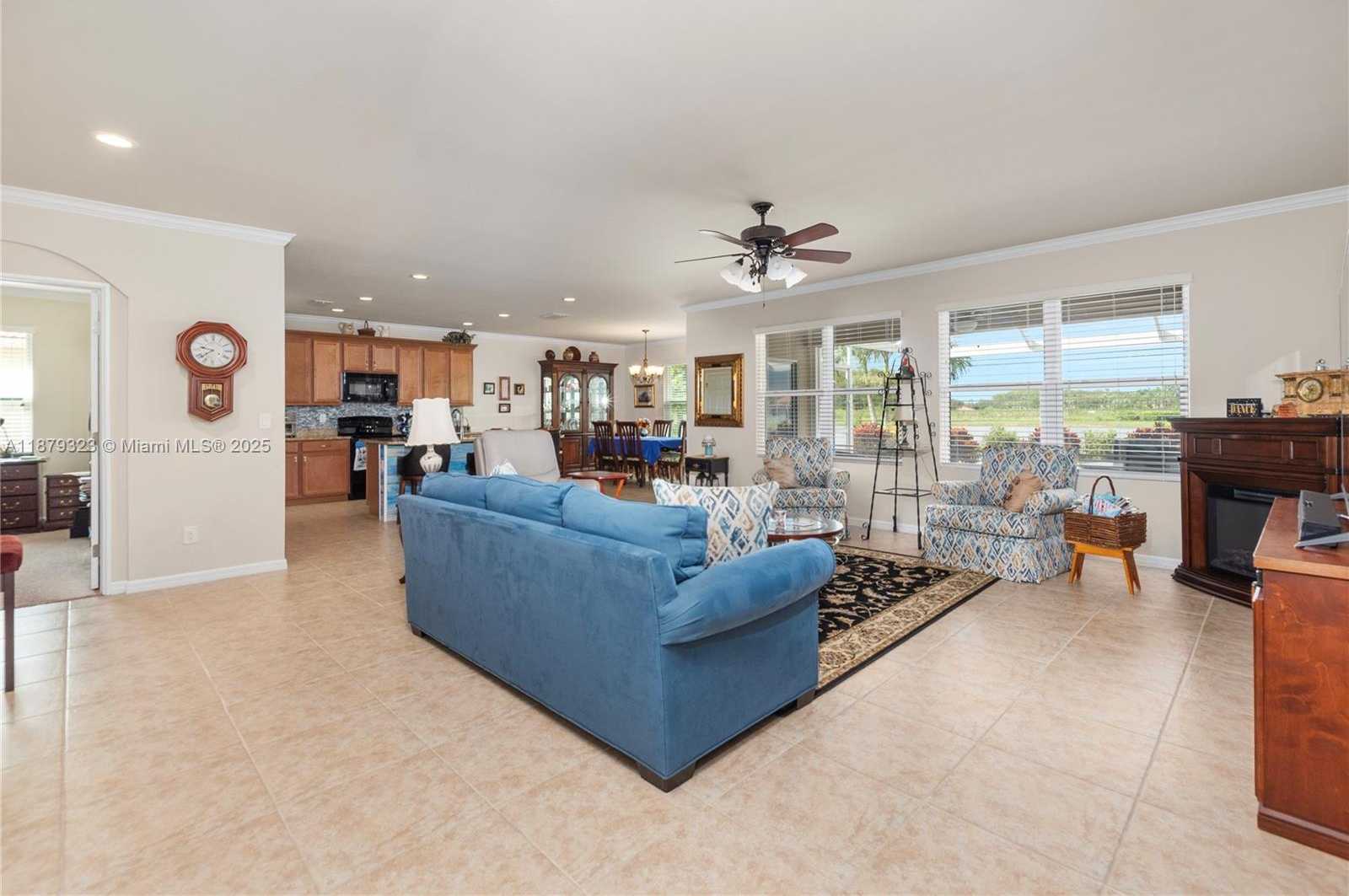Small Image of 3055 APPLE BLOSSOM DR, Other City - In The State Of Florida Number 6