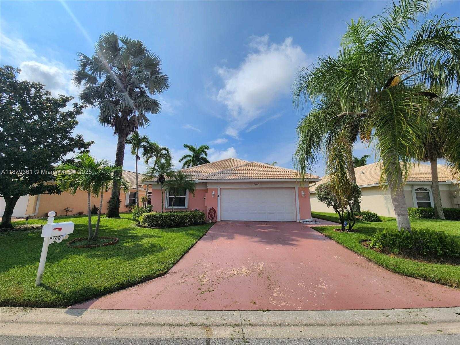 Small Image of 5122 MARLA DR, Boynton Beach Number 2