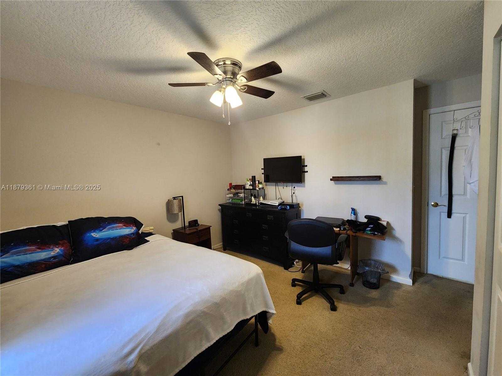 Small Image of 5122 MARLA DR, Boynton Beach Number 25