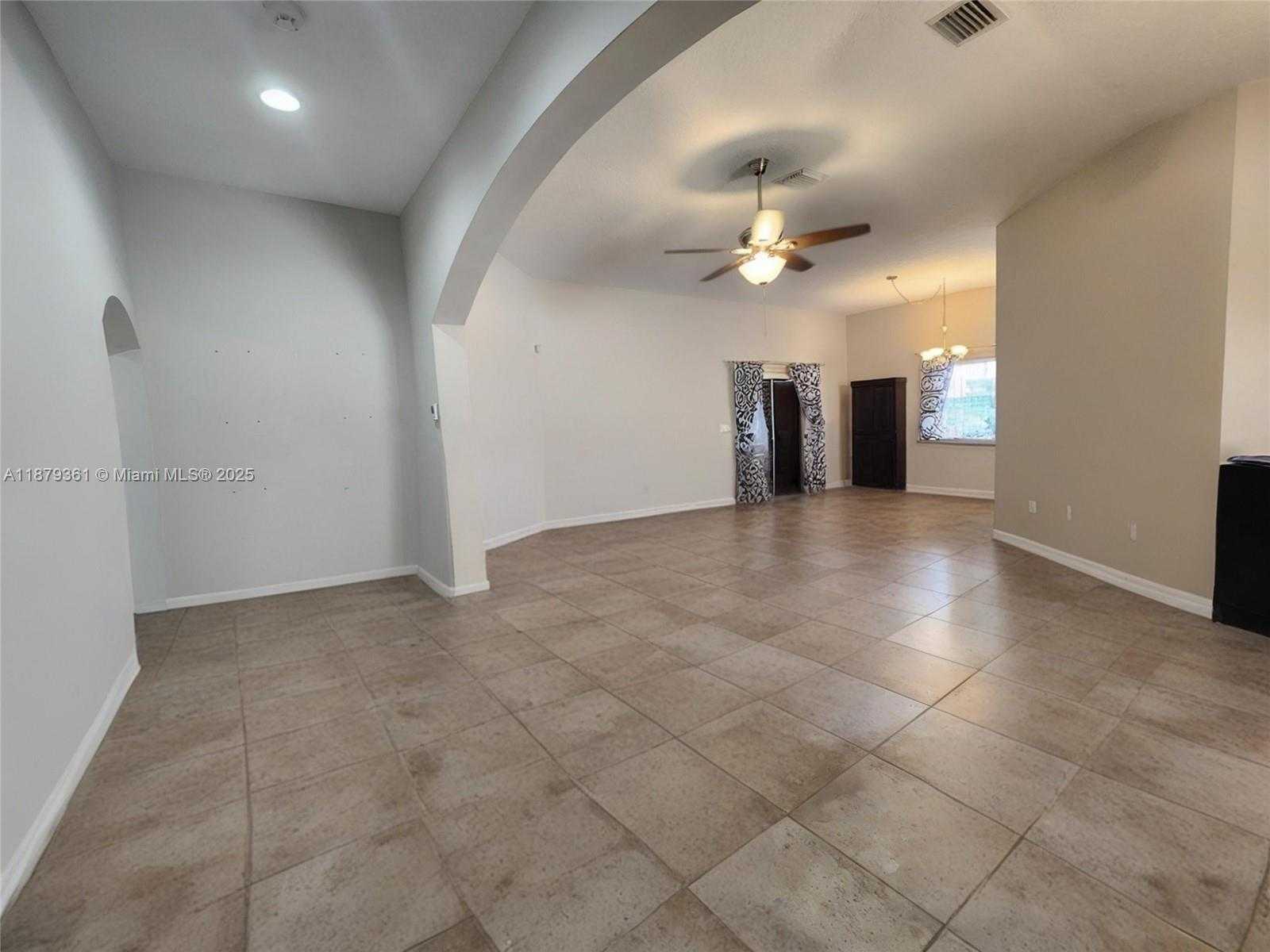 Small Image of 5122 MARLA DR, Boynton Beach Number 3
