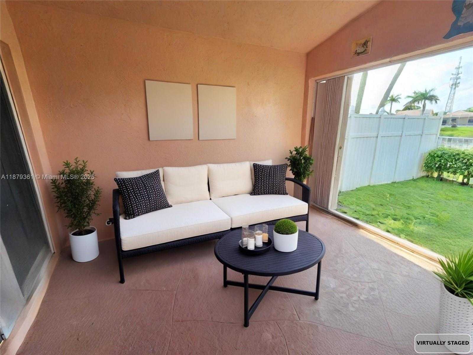 Small Image of 5122 MARLA DR, Boynton Beach Number 30
