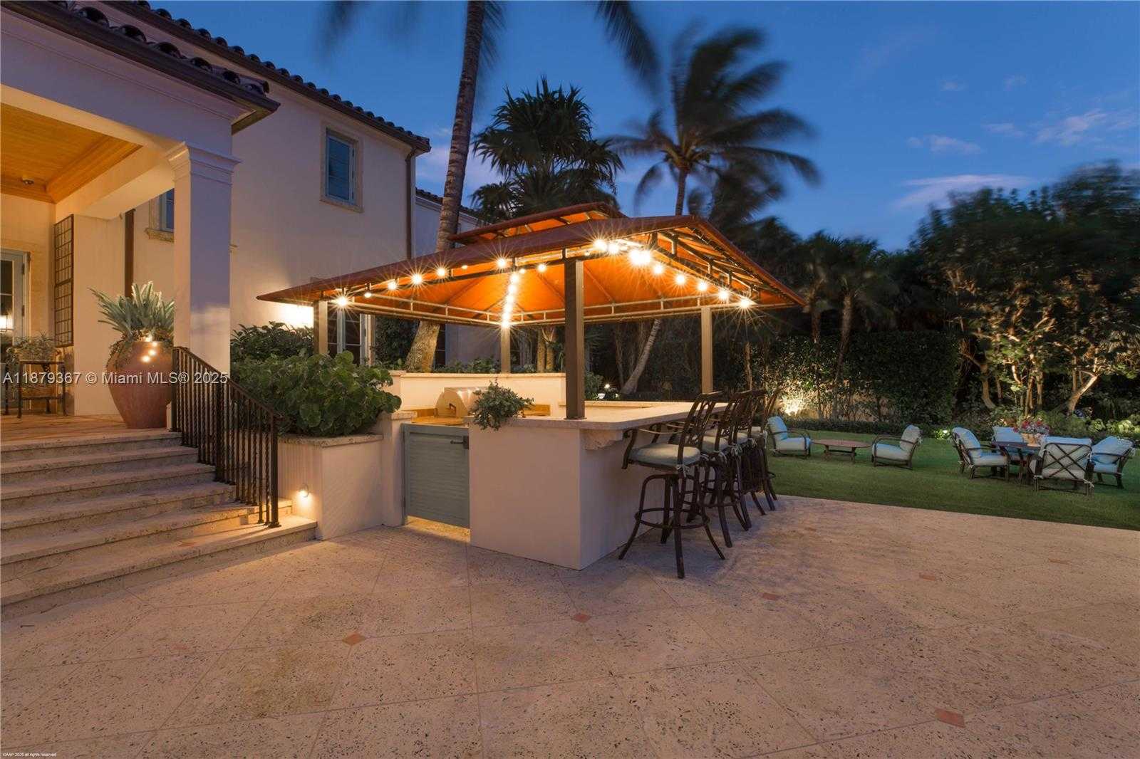 Small Image of 183 SOUTH BEACH RD, Jupiter Island Number 100