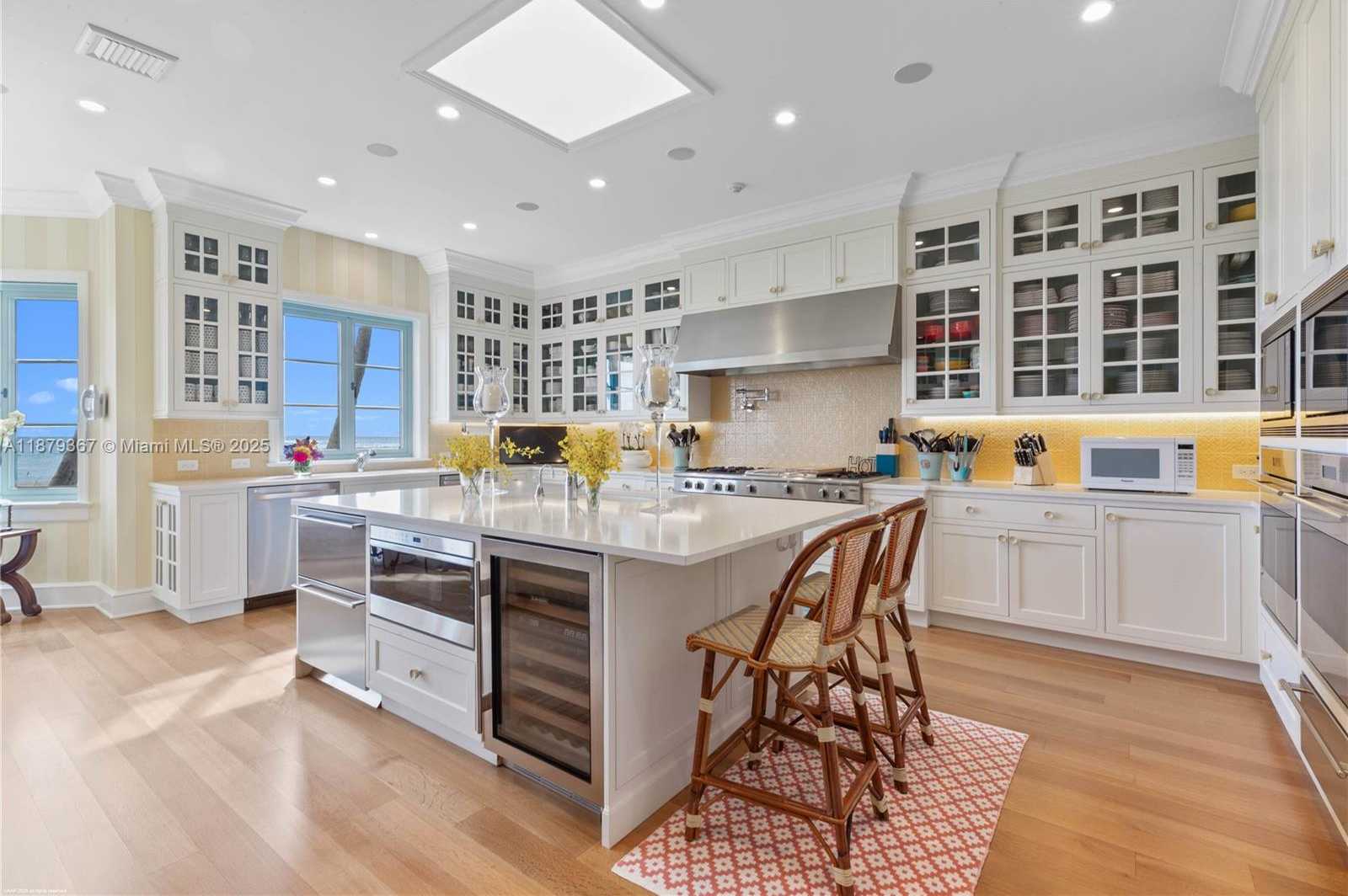 Small Image of 183 SOUTH BEACH RD, Jupiter Island Number 25