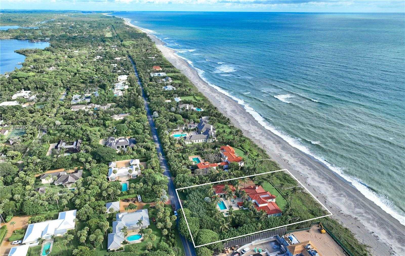 Small Image of 183 SOUTH BEACH RD, Jupiter Island Number 3