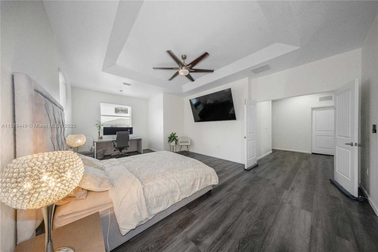 Small Image of 12119 SOUTH WEST 253RD ST, Homestead Number 19