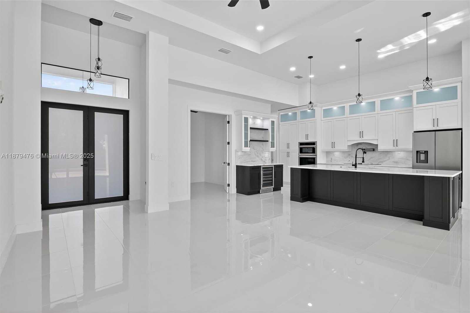 Small Image of 2107 2ND PL, Cape Coral Number 5