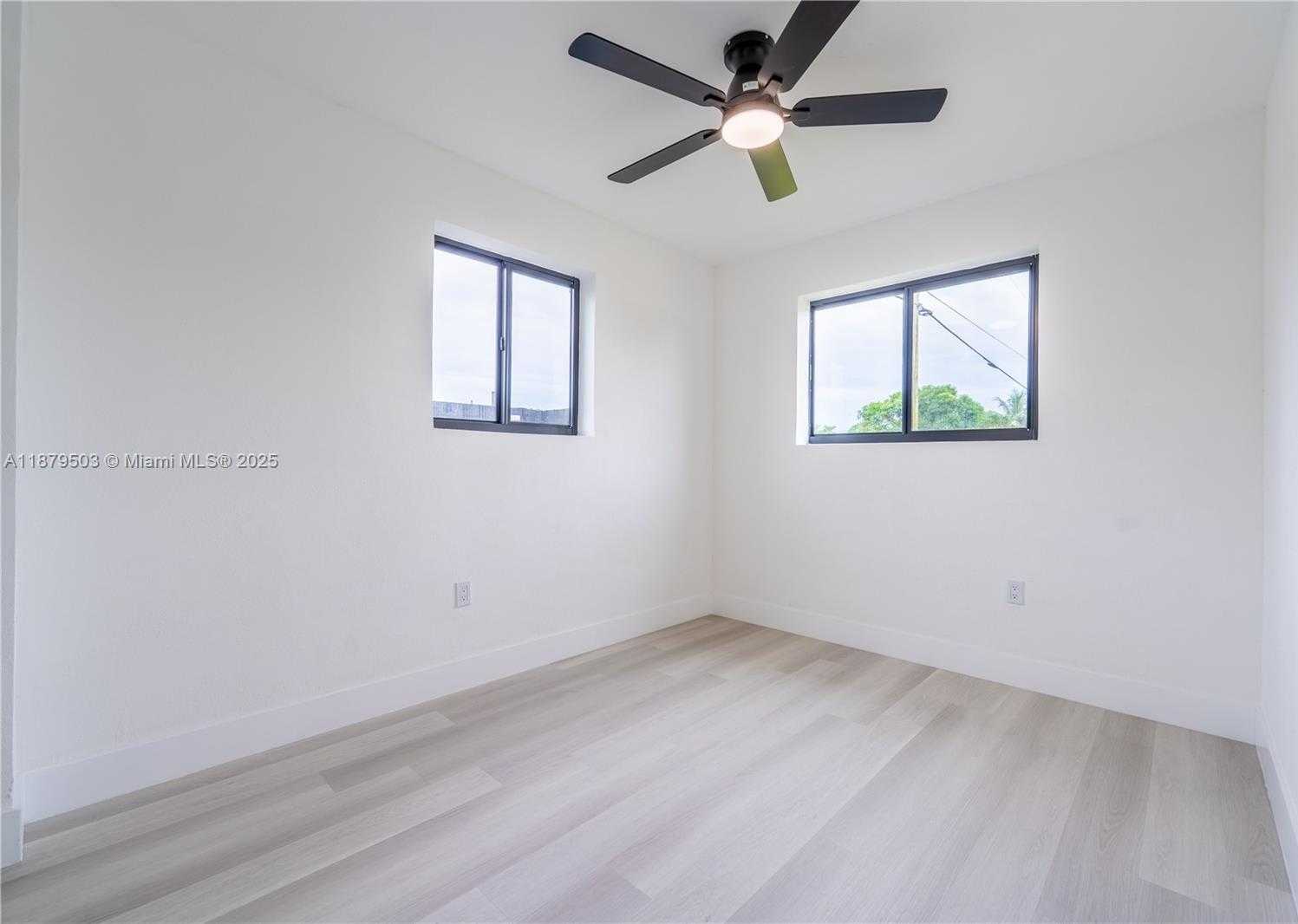 Small Image of 1301 NORTH WEST 176TH TER, Miami Gardens Number 14