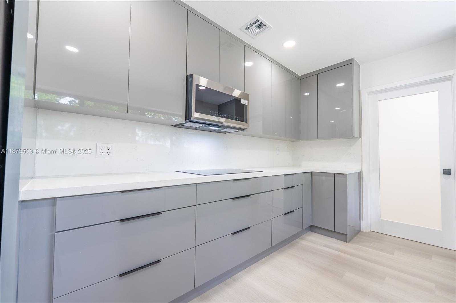 Small Image of 1301 NORTH WEST 176TH TER, Miami Gardens Number 20