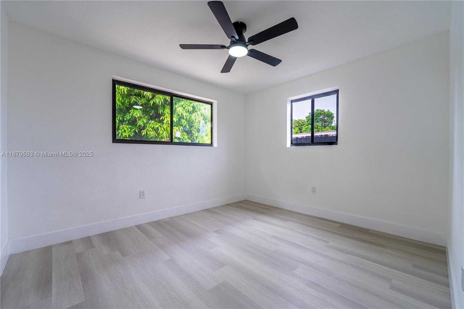Small Image of 1301 NORTH WEST 176TH TER, Miami Gardens Number 27
