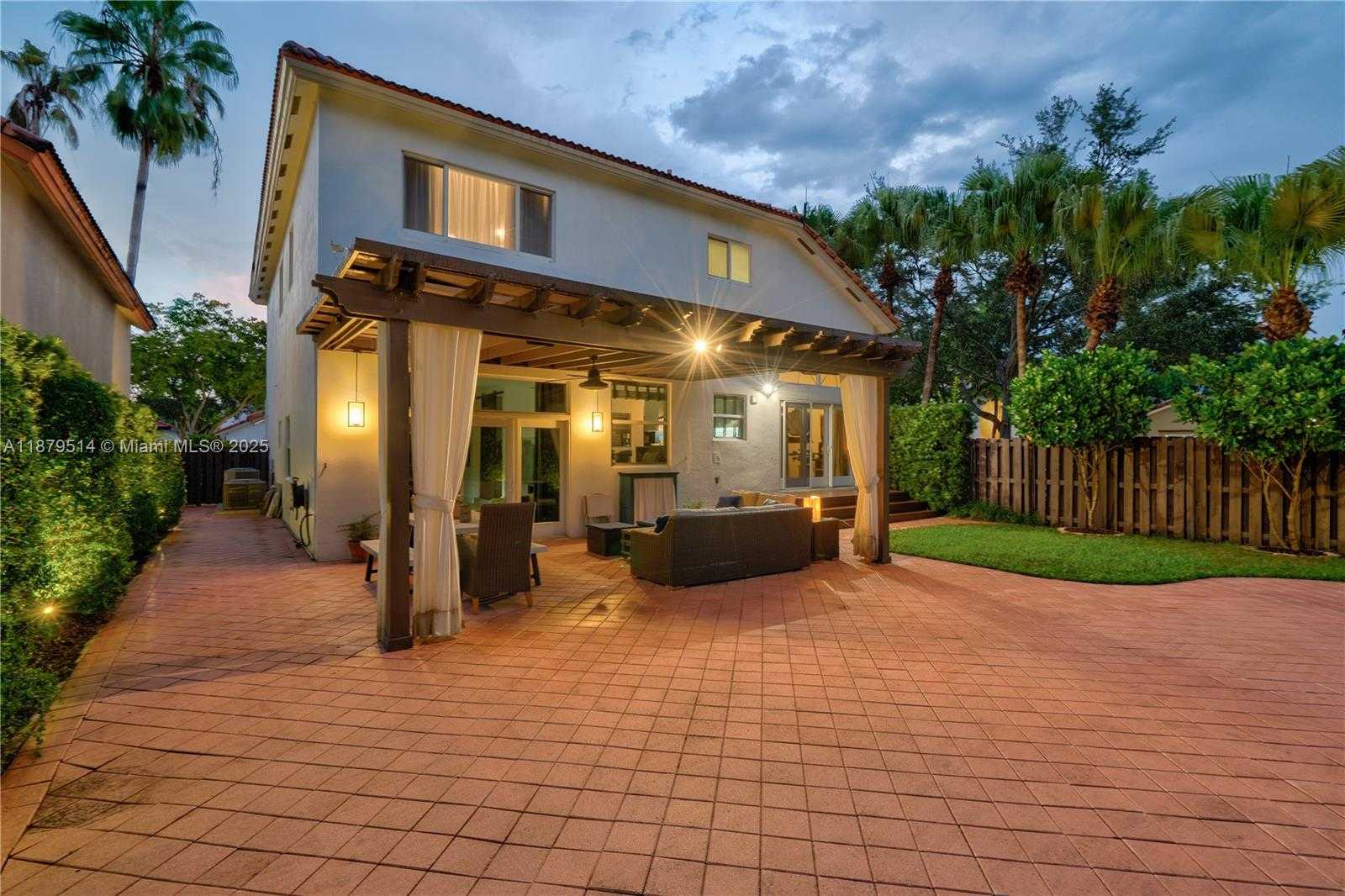 Small Image of 10934 NORTH WEST 59TH ST, Doral Number 22